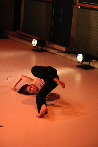 "Bitte beachten sie das Kleingedruckte" Festival zwanziginfünf 2008, München "Bitte beachten sie das Kleingedruckte" Festival zwanziginfünf 2008, München